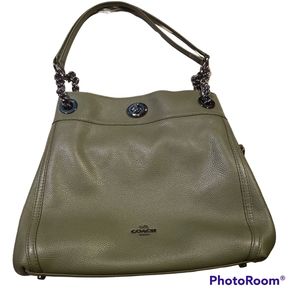 COACH Turnlock Edie Pebble Leather Shoulder Bag - Green